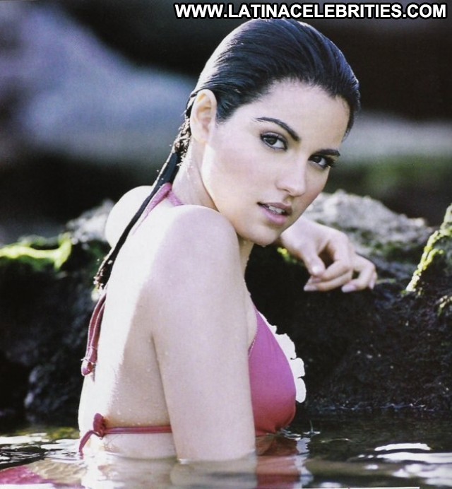 Maite Perroni H Para Hombres International Medium Tits Singer Latina