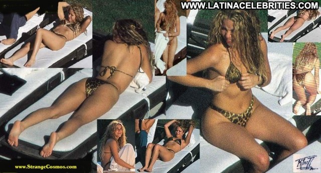 Shakira Miscellaneous Doll International Medium Tits Celebrity