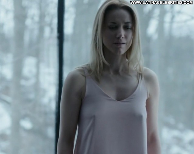 Zoie Palmer Dark Matter Pretty Medium Tits Sexy Beautiful Nice