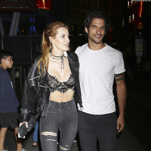 Bella Thorne Katsuya Restaurant Posing Hot American Singer Beautiful