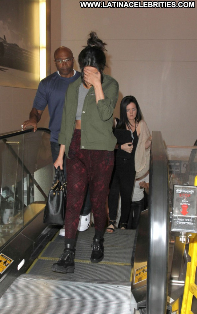 Selena Gomez Lax Airport Babe Beautiful Paparazzi Lax Airport Posing