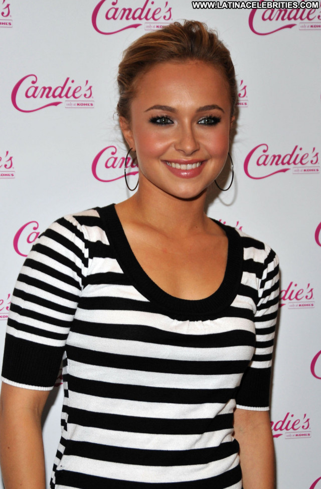 Hayden Panettiere Los Angeles Los Angeles Paparazzi Angel