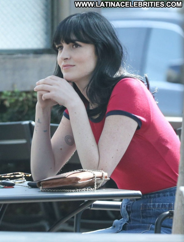 Ali Lohan Beautiful Babe Hollywood Paparazzi Celebrity Shirt Posing