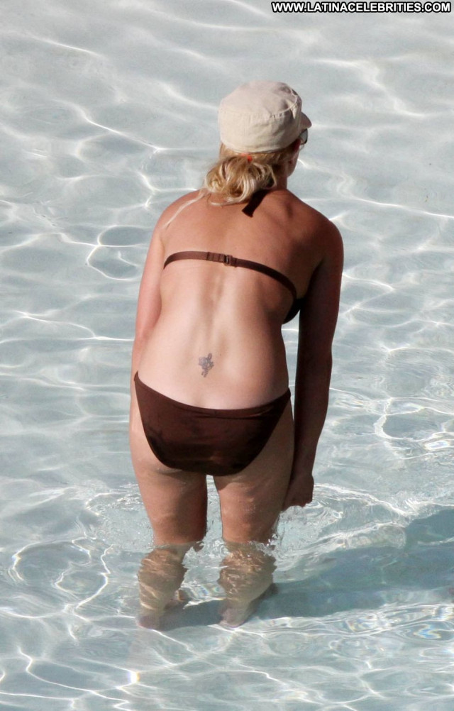 Britney Spears The Beach Beautiful Paparazzi Candid Candids Celebrity
