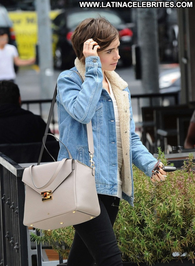 Lily Collins Babe Celebrity Beautiful Posing Hot Paparazzi Sexy Hot
