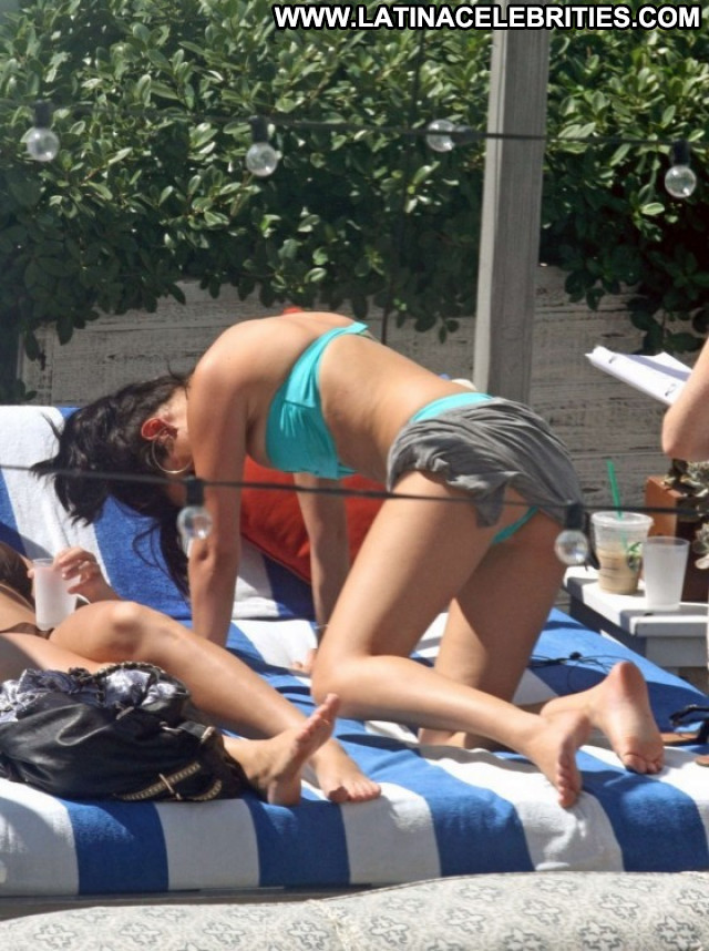 Selena Gomez The Pool Paparazzi Celebrity Bikini Posing Hot Beautiful