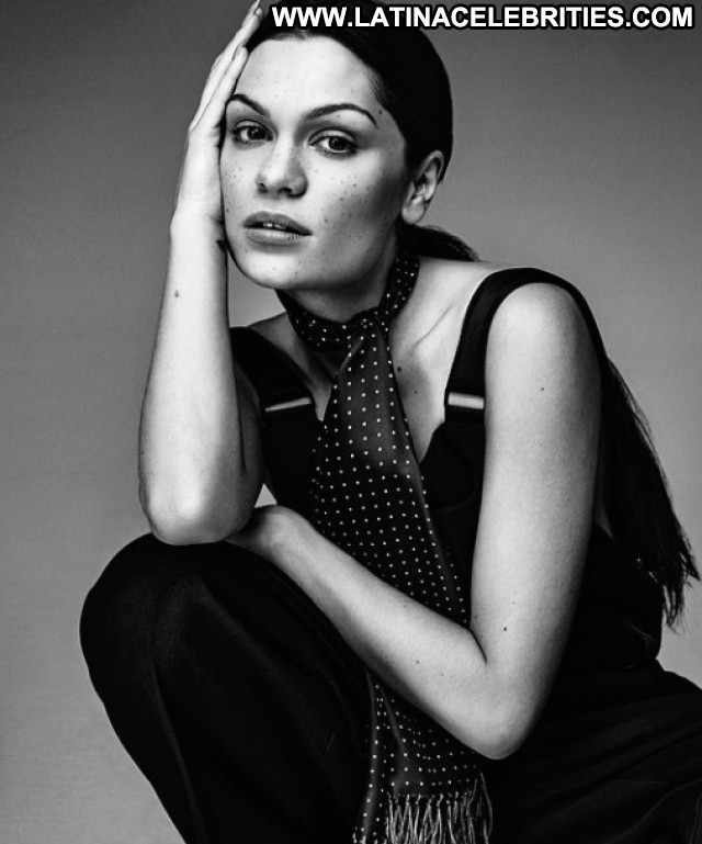 Jessie J Magazine Posing Hot Paparazzi Celebrity Glamour Babe Uk