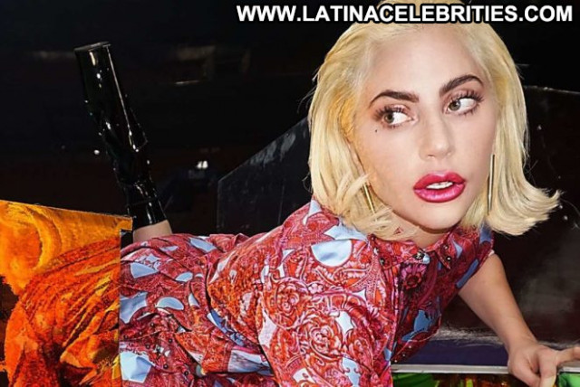 Lady Gaga No Source Celebrity Posing Hot Gag Babe Beautiful Paparazzi
