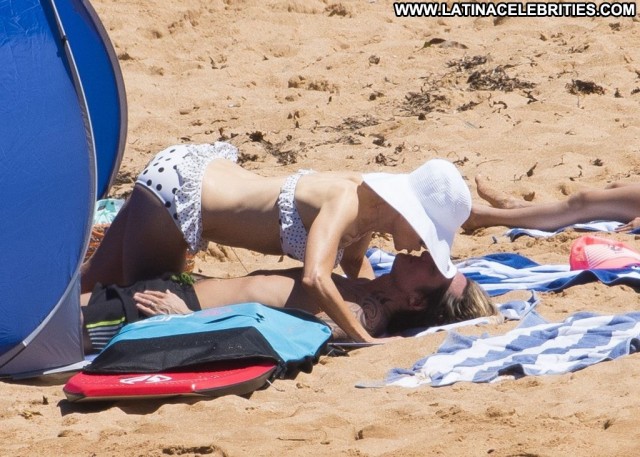 Nicole Kidman No Source Beach Beautiful Australia Celebrity Posing