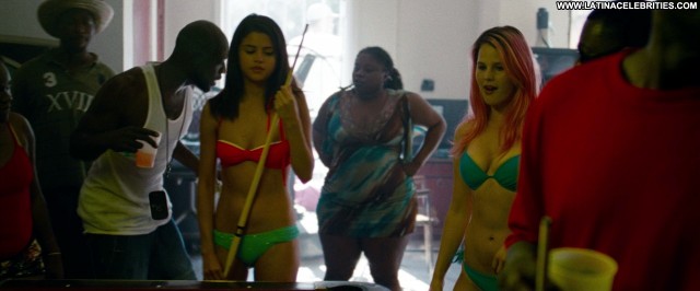 Selena Gomez Movie Babe Posing Hot Nude Beautiful Hd Celebrity