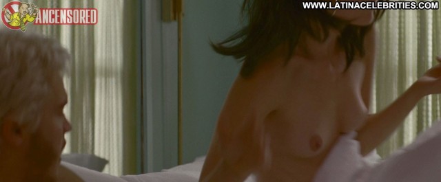 Olivia Wilde Alpha Dog Sexy Celebrity Posing Hot Beautiful Brunette