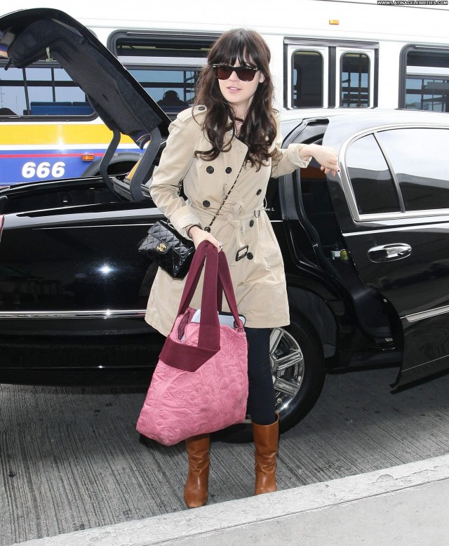 Zooey Deschanel Lax Airport Sexy Cute Celebrity Stunning Lax Airport