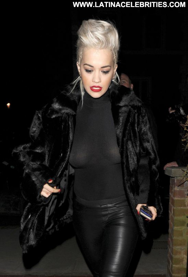 Rita Ora No Source  Beautiful Candids Braless Celebrity Posing Hot
