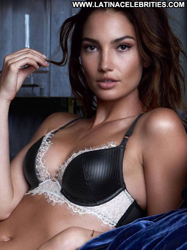 Lily Aldridge No Source Beautiful Babe Posing Hot Lingerie Celebrity