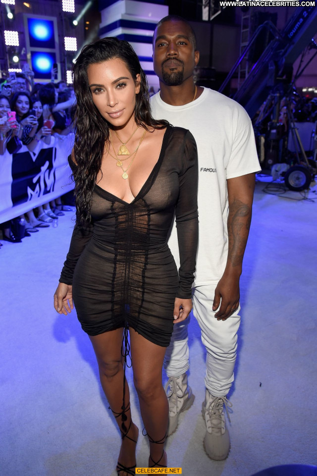 Kim Kardashian No Source  Posing Hot Celebrity Awards Babe Sex