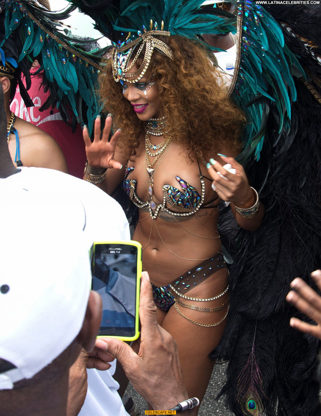 Rihanna No Source Posing Hot Barbados Sexy Sex Beautiful Celebrity