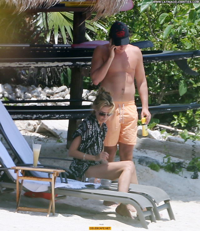 Heidi Klum No Source Celebrity Toples Beach Topless Mexico Posing Hot