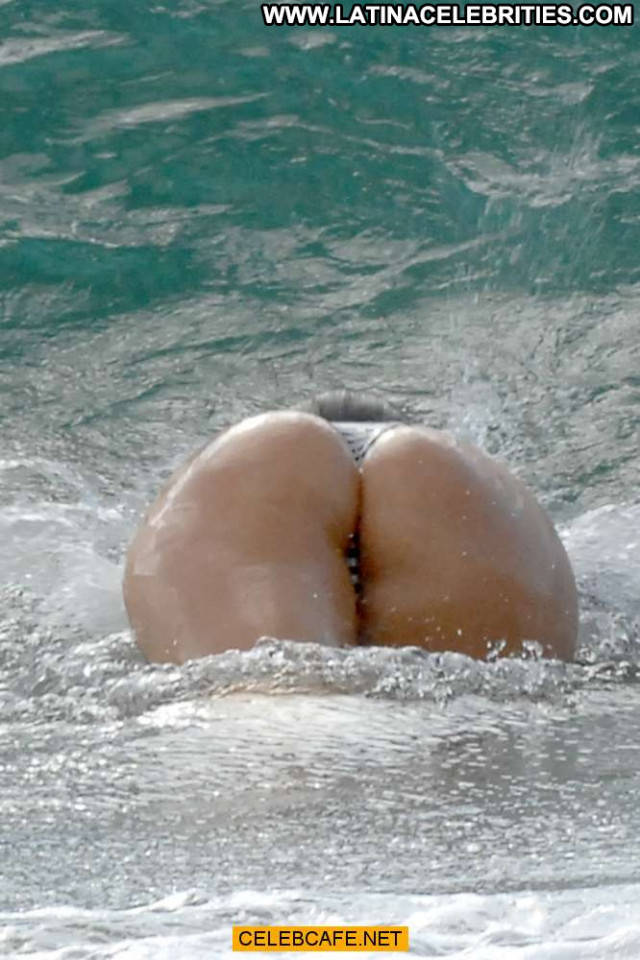 Sophie Simmons No Source Beautiful Ass Posing Hot Celebrity Bikini