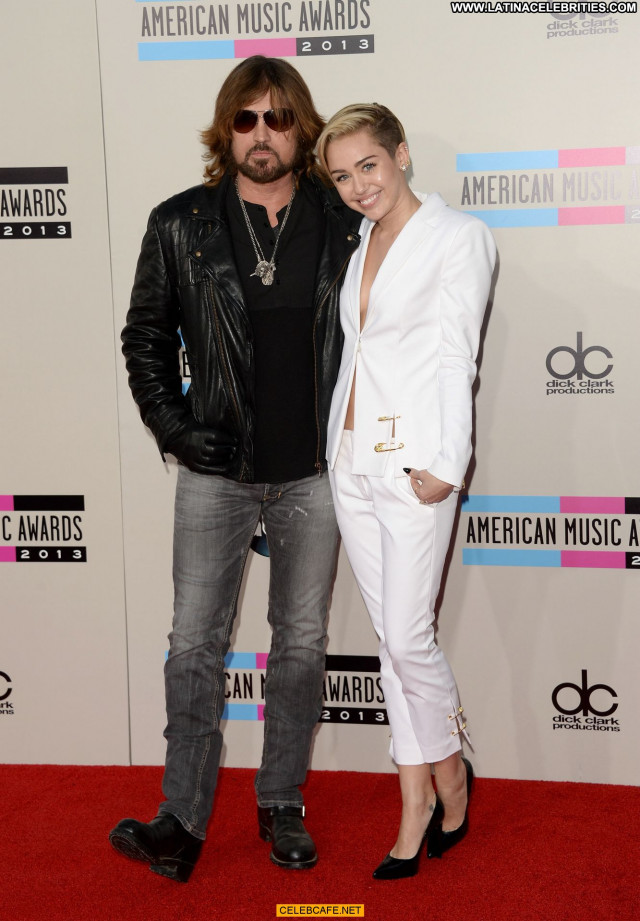 Miley Cyrus American Music Awards Beautiful Bra Celebrity American