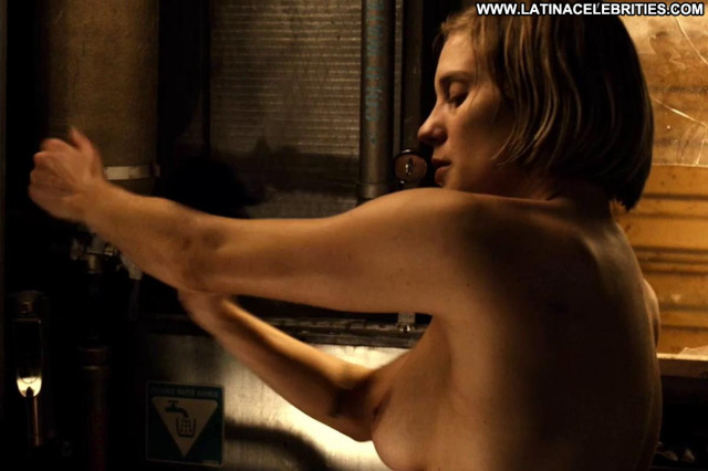 Katee Sackhoff Battlestar Galactica Shower Bar Nipples Beautiful