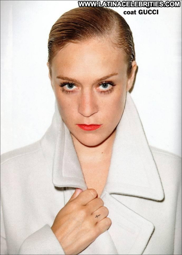 Chloe Sevigny Big Love Bar Celebrity Magazine Actress Beautiful Babe