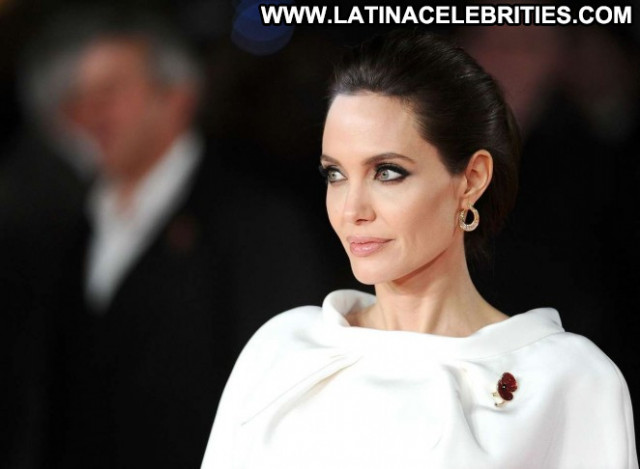 Angelina Jolie London Celebrity Babe Paparazzi Beautiful Posing Hot