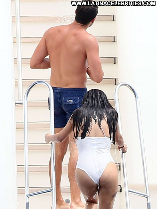 Selena Gomez Saint Tropez Posing Hot Paparazzi Celebrity Babe