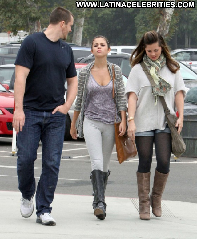 Selena Gomez Los Angeles Candids Los Angeles Celebrity Beautiful