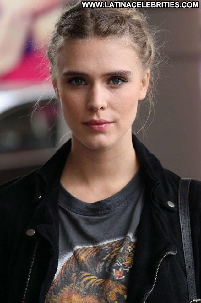 Gaia Weiss Posing Hot Babe Paparazzi Beautiful Hotel Celebrity Hot