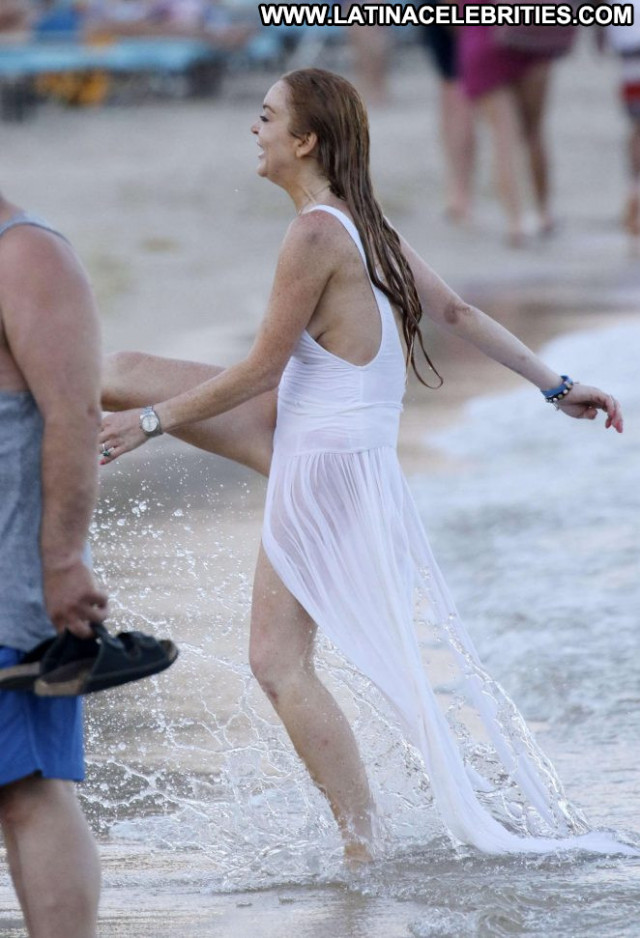 Lindsay Lohan The Beach Celebrity Babe Posing Hot Paparazzi Swimsuit