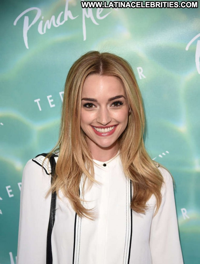 Brianne howey hot