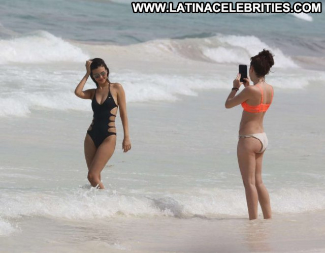 Victoria Justice No Source Babe Celebrity Beach Paparazzi Swimsuit