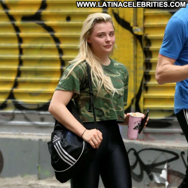 Chloe Moret New York Babe Celebrity Spandex Spa Posing Hot Paparazzi