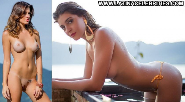 India Reynolds Topless Photoshoot Beautiful Bra Mexico Toples Hot Old