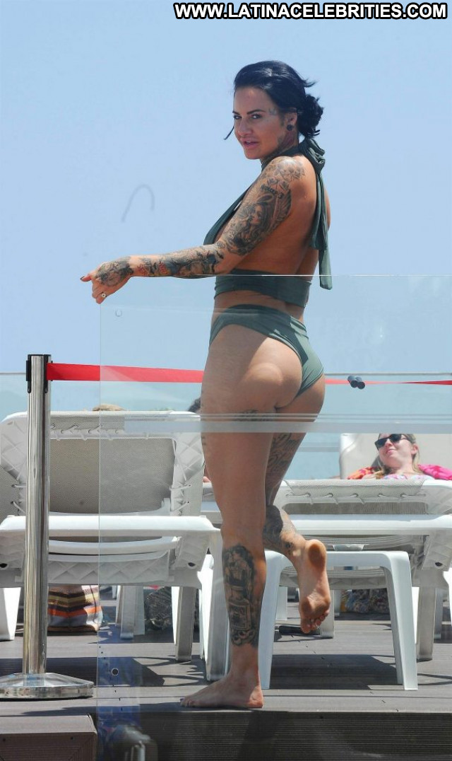 Allie Goertz Anna Nicole Posing Hot Hat Ibiza Sexy Male Pool Summer