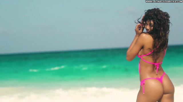 Danielle Herrington Sports Illustrated Swimsuit Sexy Model Videos