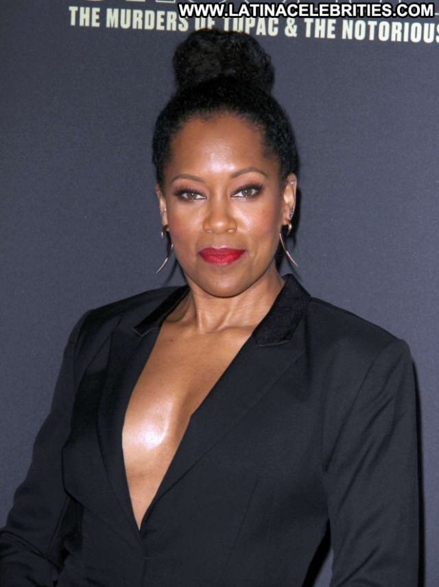 Regina King No Source  Celebrity Paparazzi Beautiful Posing Hot Babe