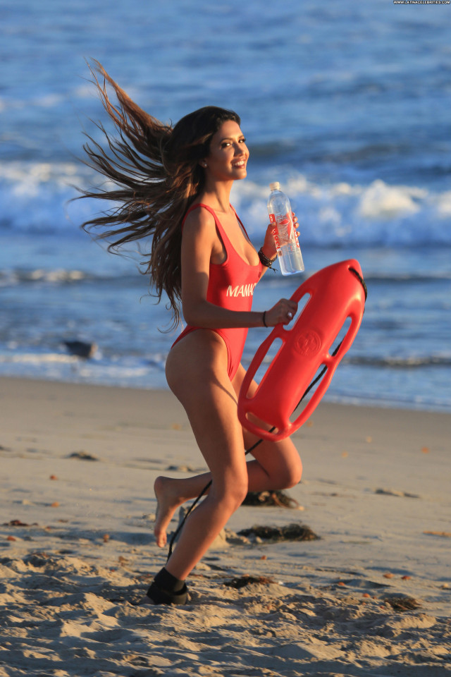 Angela Rei The Beach In Malibu Nyc Celebrity Bar Beach Park Babe