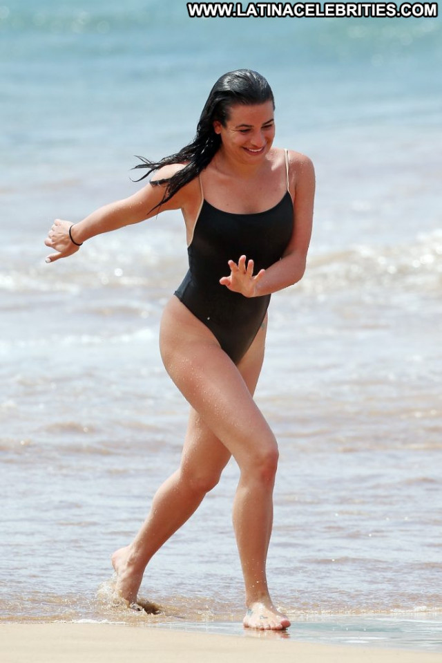 Amanda Beard The Beach Toples Xxx Old Hawaii Posing Hot Nyc China