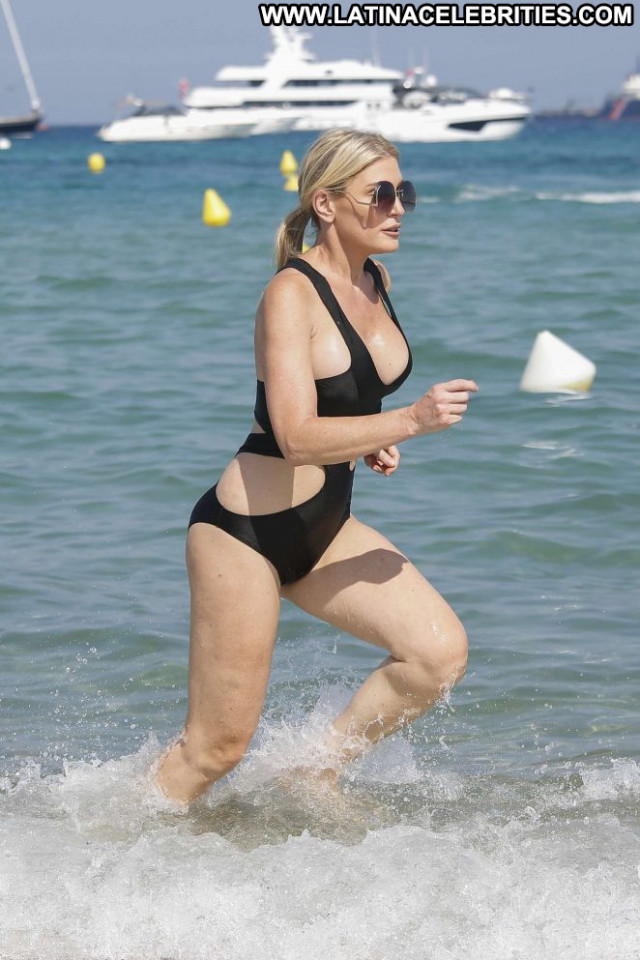 Hofit Golan The Beach  Celebrity Babe Swimsuit Saint Tropez Black