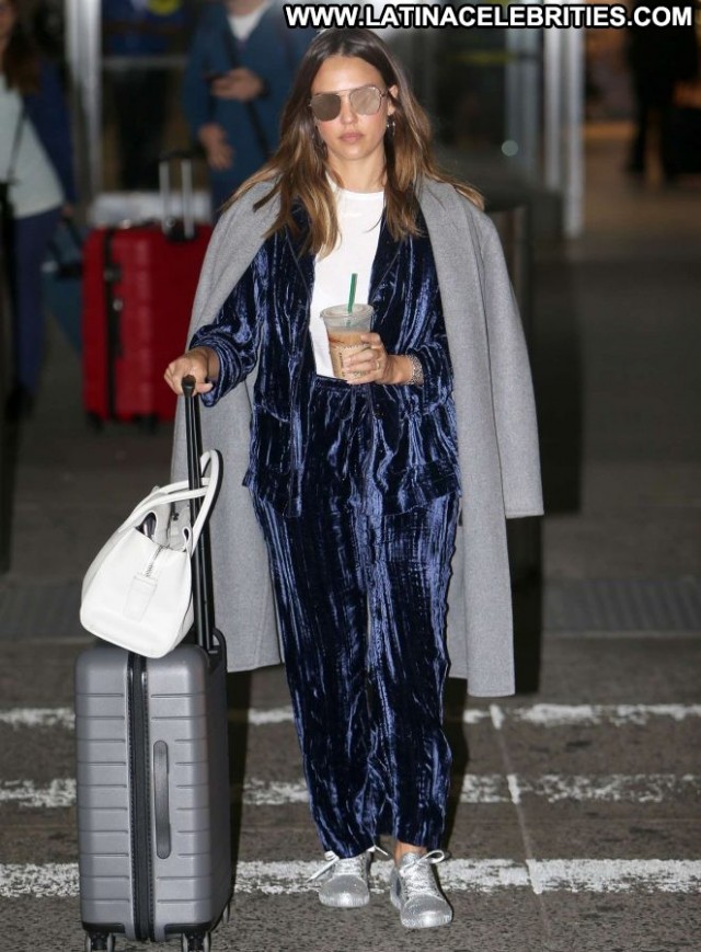 Jessica Alba New York  Beautiful Paparazzi Celebrity New York Babe