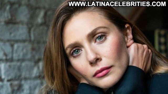 Elizabeth Olsen No Source Beautiful Paparazzi Posing Hot Celebrity