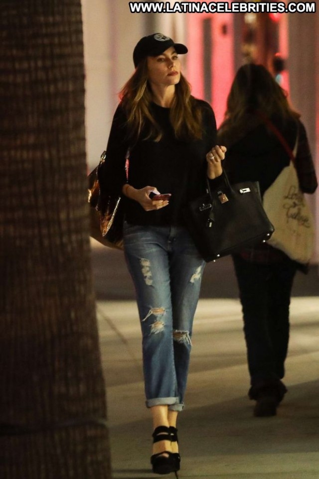Sofia Vergara Beverly Hills Paparazzi Celebrity Posing Hot Shopping