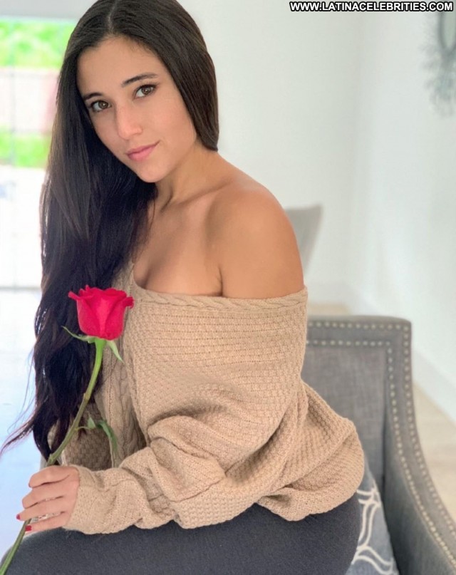Angie Varona No Source Chick Posing Hot Natural Celebrity Boobs Sex