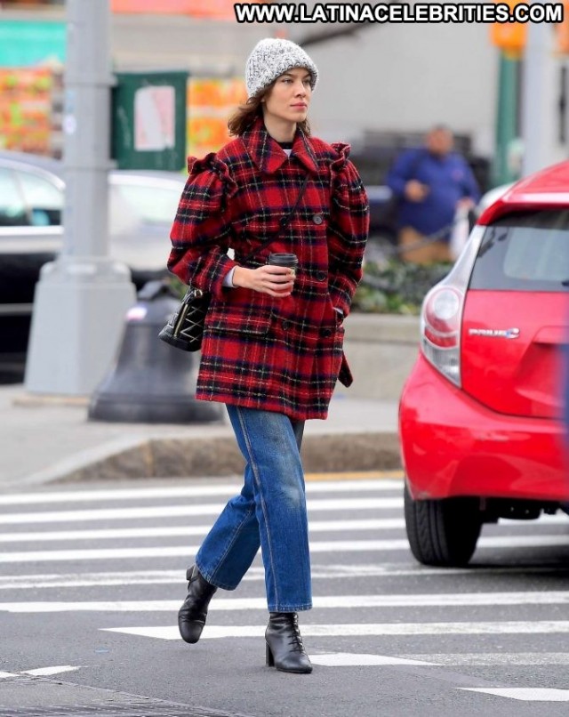 Alexa Chung New York Celebrity Paparazzi Posing Hot Beautiful New