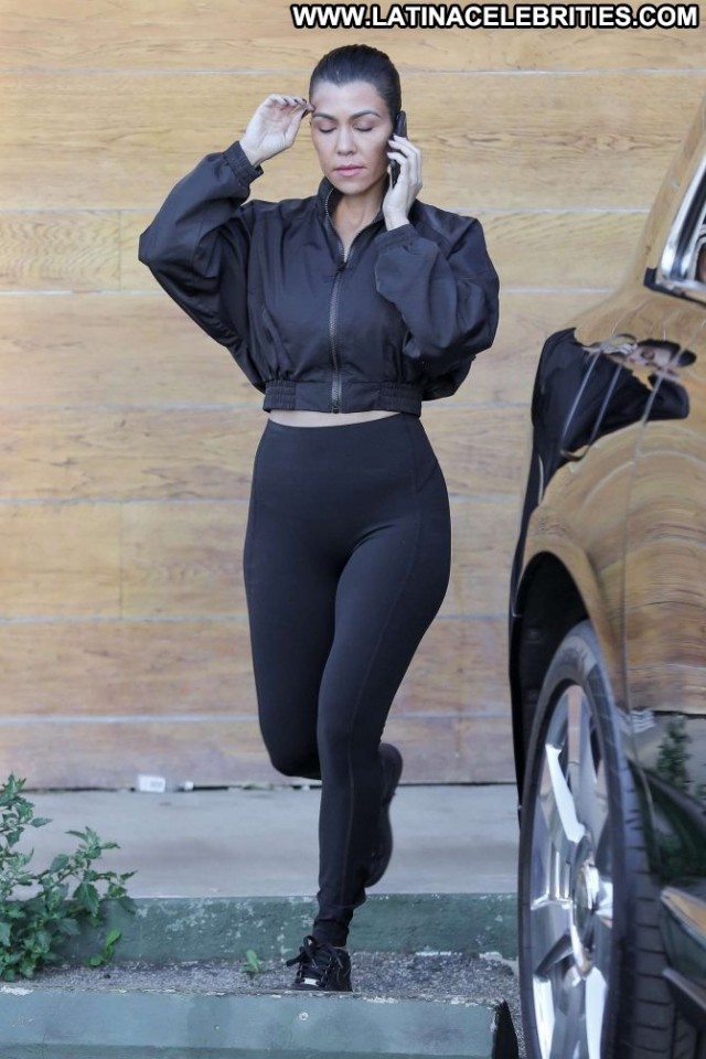 Kourtney Kardashian No Source  Paparazzi Babe Celebrity Posing Hot