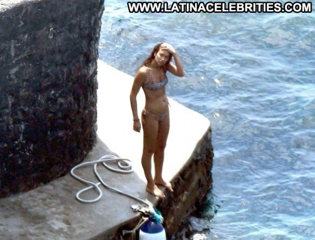 Irina Shayk Celebrity Beautiful Paparazzi Posing Hot Bikini