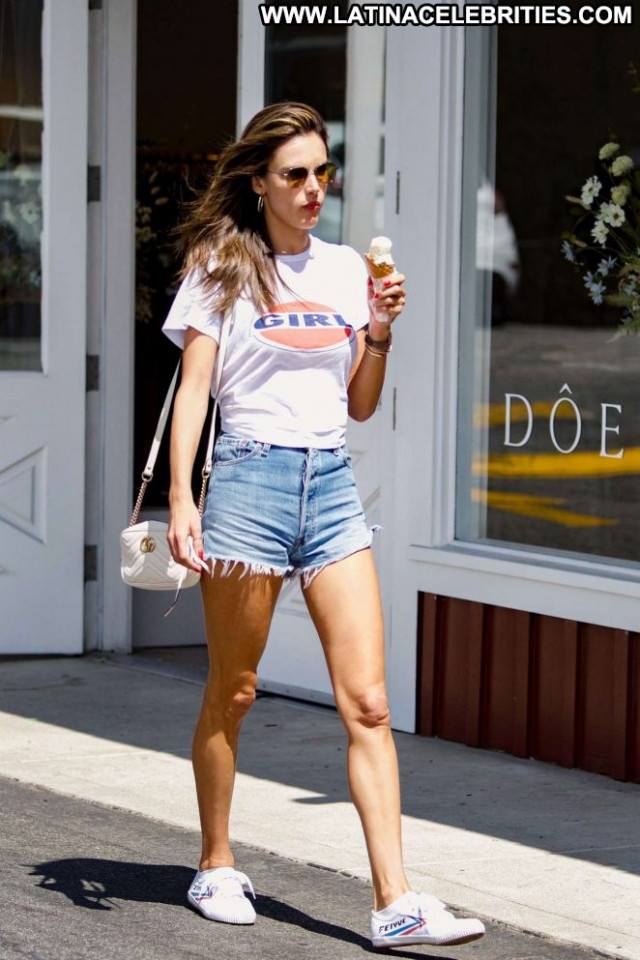 Alessandra Ambrosio No Source Paparazzi Posing Hot Shopping Beautiful