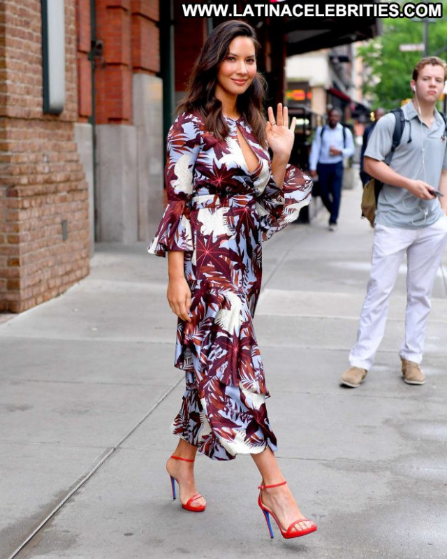 Olivia Munn No Source Paparazzi Celebrity Hot Posing Hot Nyc Babe