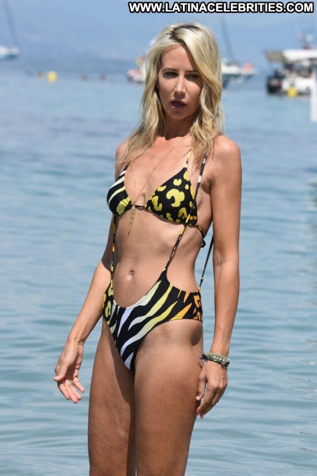 Victoria Hervey Beautiful Beach Babe Celebrity Bikini